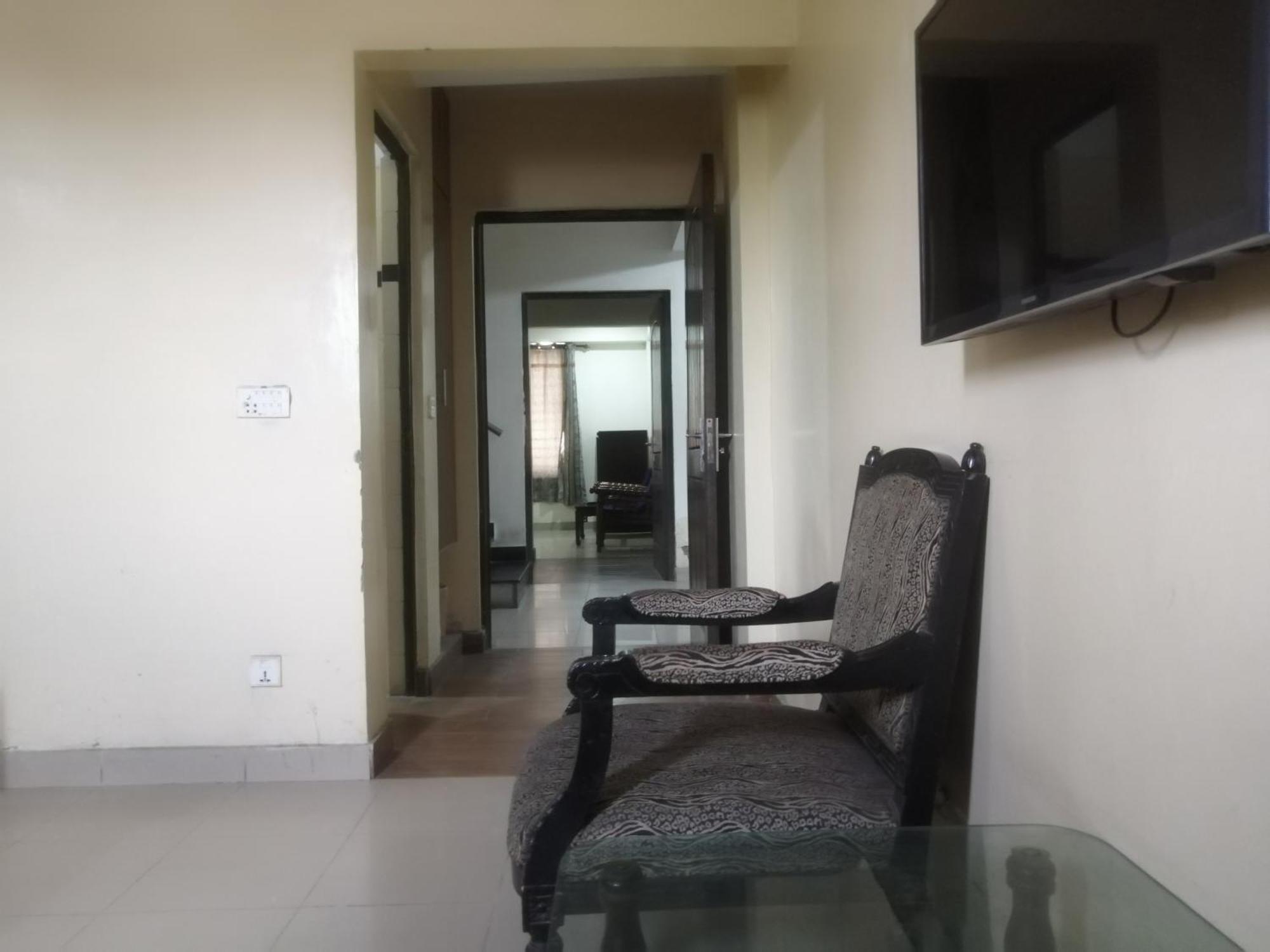 Fortville Hotel Лахор Екстер'єр фото
